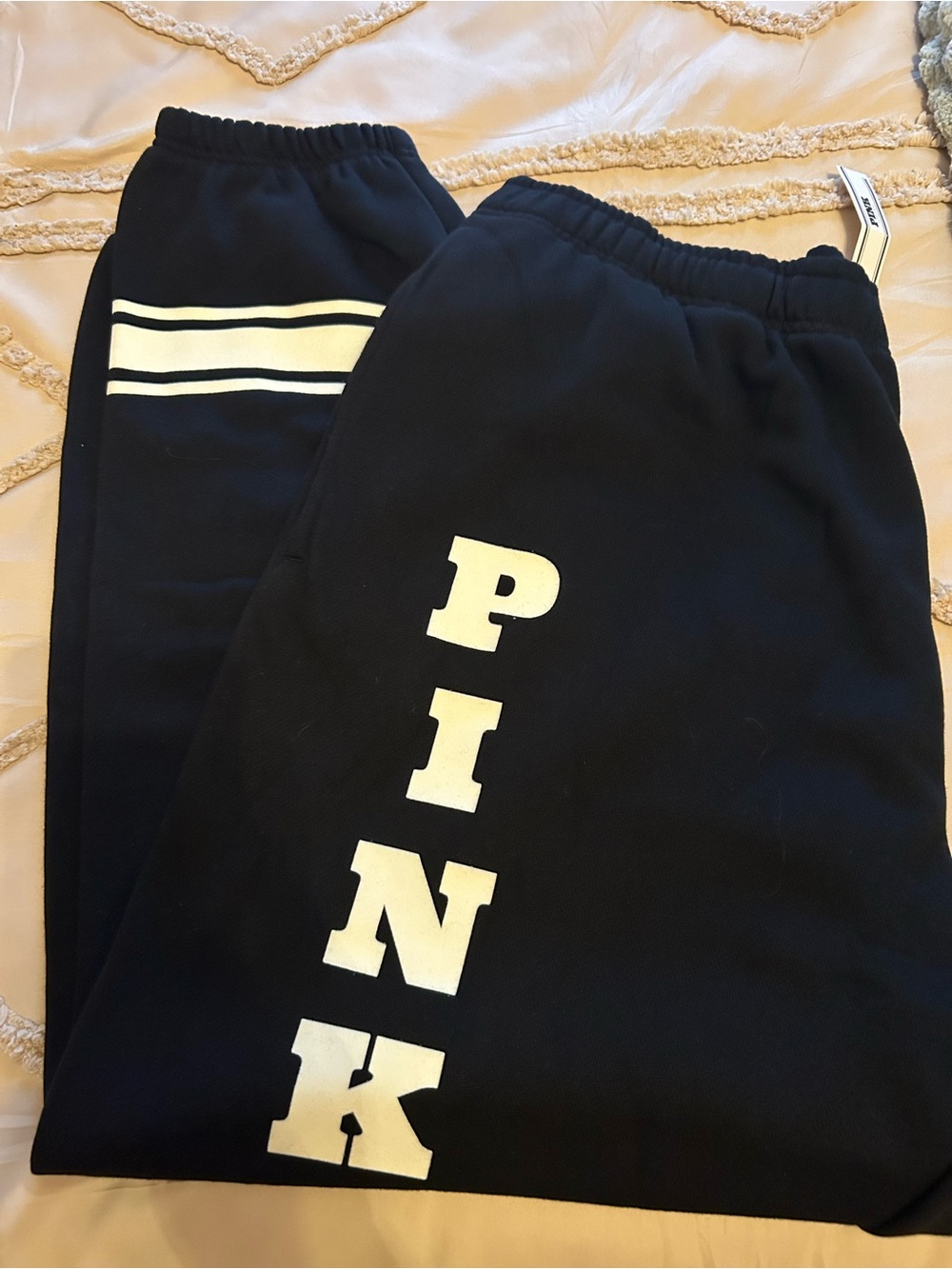 PINK Victoria's Secret women’s black and White Logo Sweatpants NWT